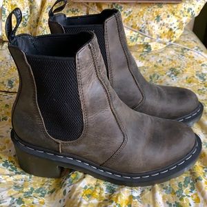 Dr Marten Cadence Leather Boots